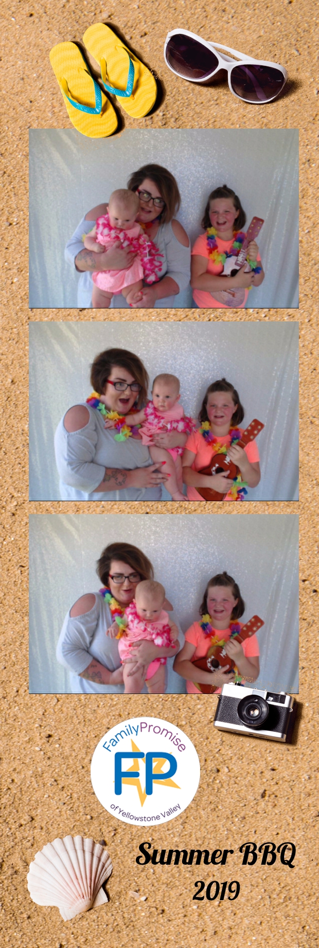 Family BBQ | View more photos from the event at gallery.photoboothbillings.com/u/PhotoBoothBillings/Family-BBQ